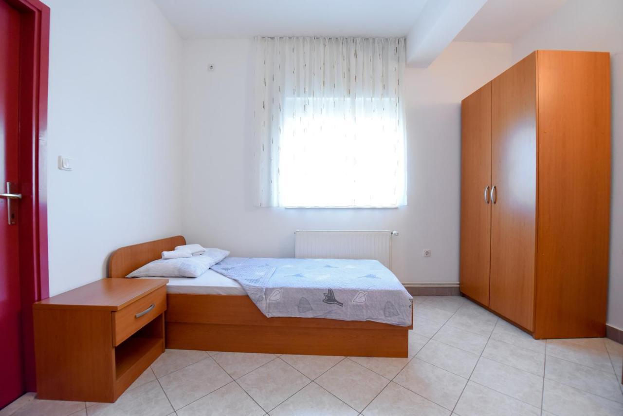 Restoran I Sobe Venezia Bed & Breakfast Hrvace ภายนอก รูปภาพ