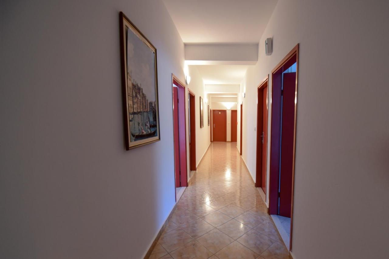 Restoran I Sobe Venezia Bed & Breakfast Hrvace ภายนอก รูปภาพ